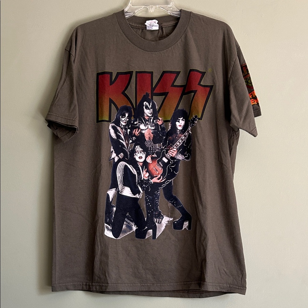 Alstyle KISS Men’s Military Green Graphic Tee Size L